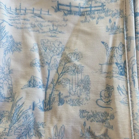 Little Snuggles Peter Rabbit Sleeper - Picture 3 of 11